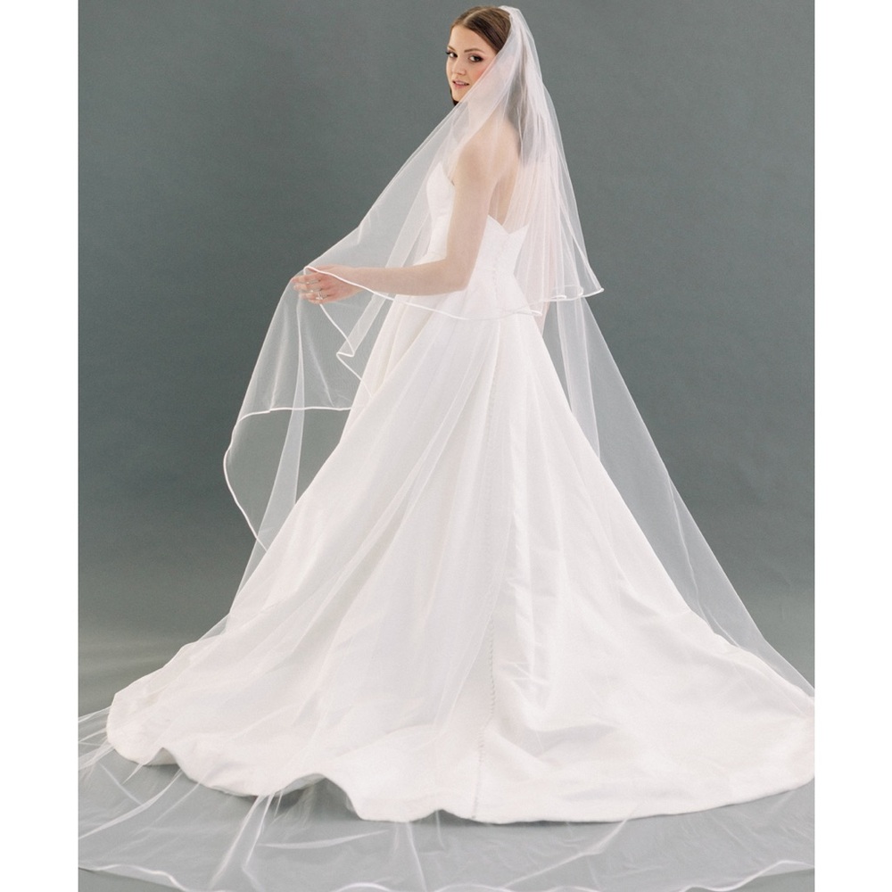 Toni Federici Je T’aime Cathedral Veil | Light Ivory - Picture 4 of 11